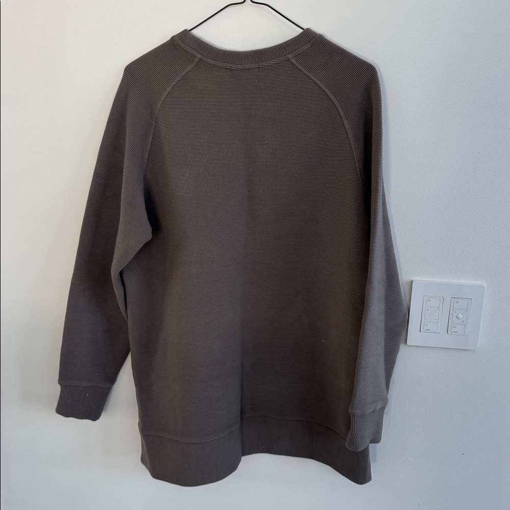 Varley Women’s Crewneck Sweater in Gray - Picture 3 of 4